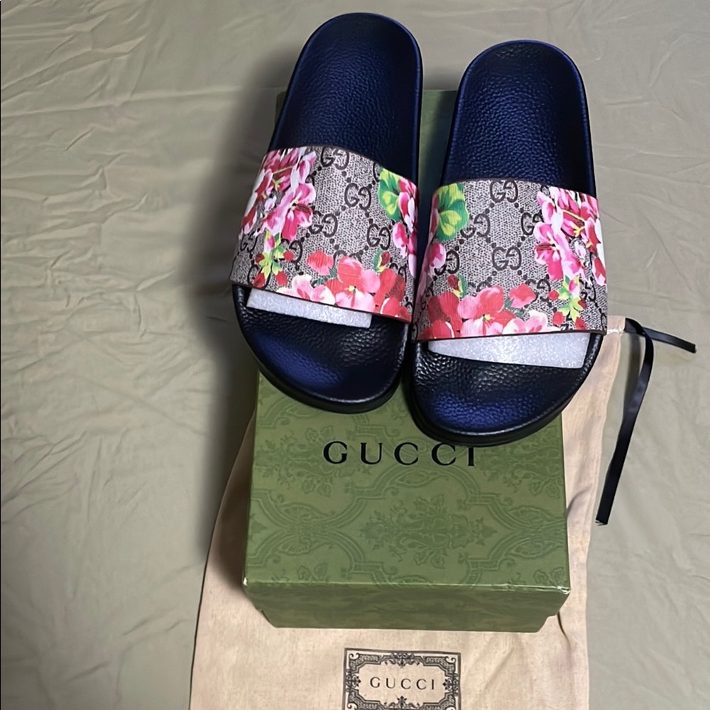 Gucci Black Floral Slides